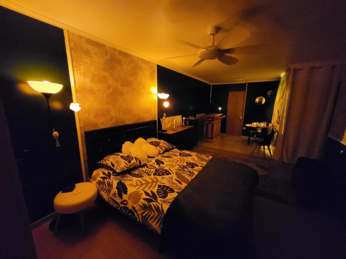 Choisy Le Jacuzzi Bed and Breakfast Eksteriør billede