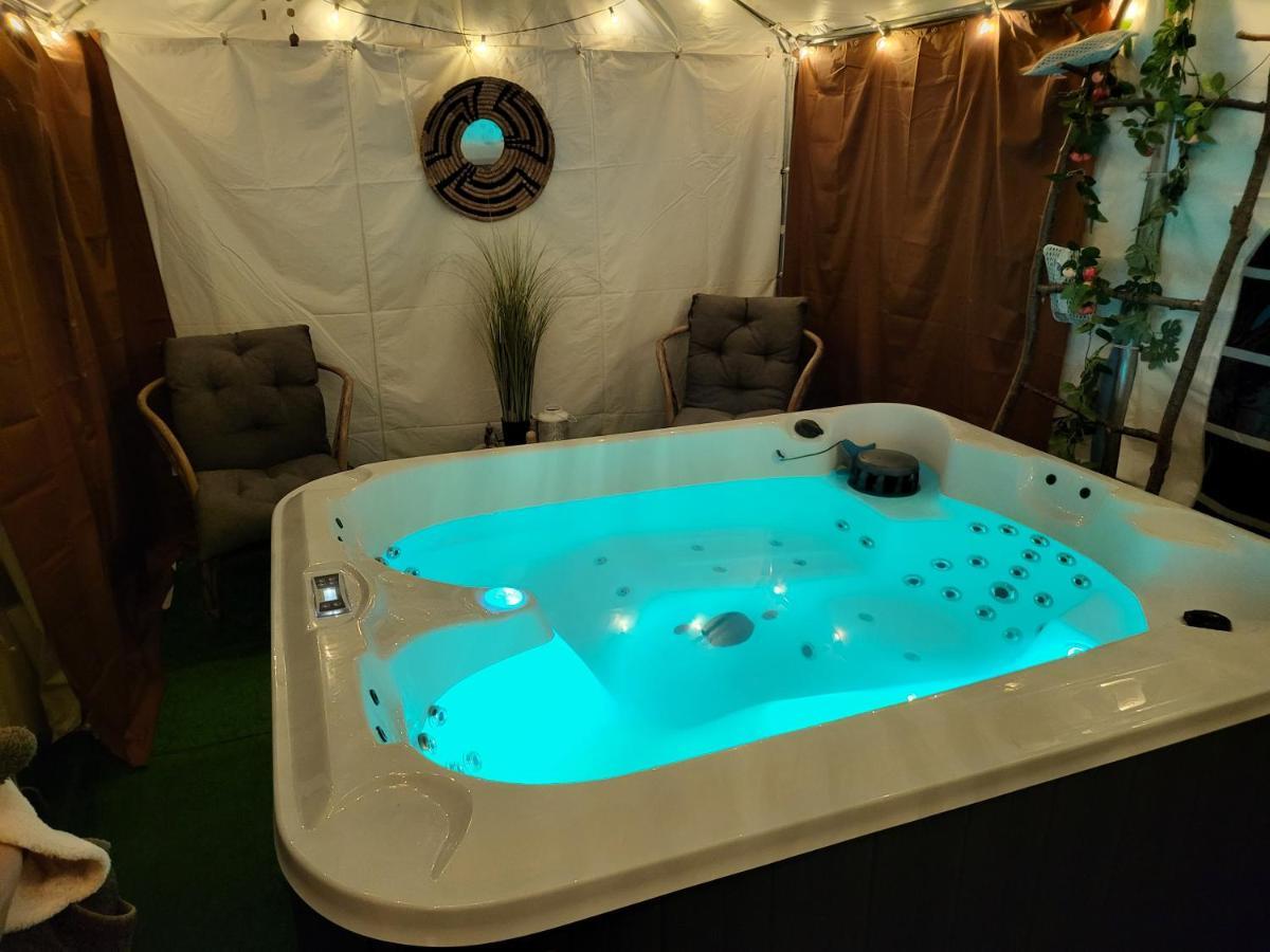 Choisy Le Jacuzzi Bed and Breakfast Eksteriør billede