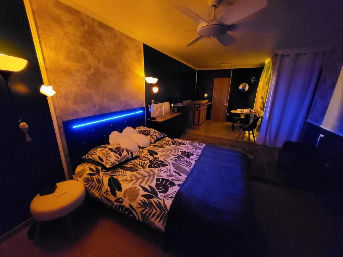 Choisy Le Jacuzzi Bed and Breakfast Eksteriør billede