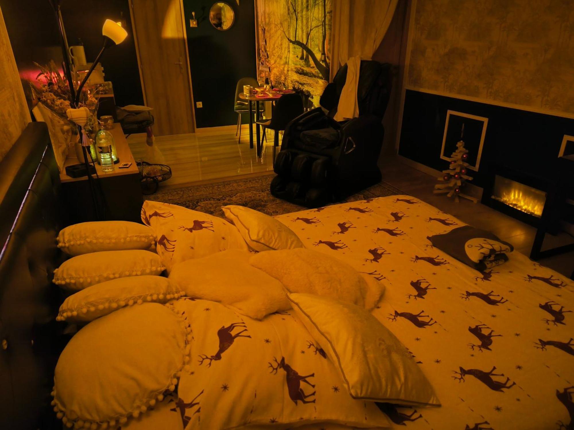 Choisy Le Jacuzzi Bed and Breakfast Eksteriør billede
